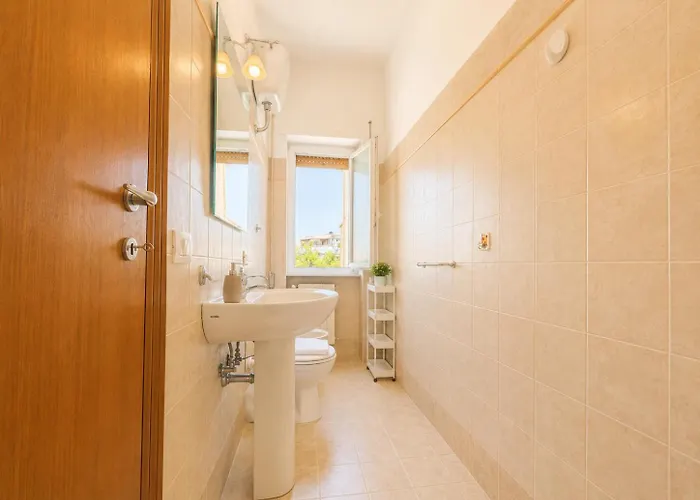 San Pietro Family Big - 5 Min Vatican Train Station Apartamento *